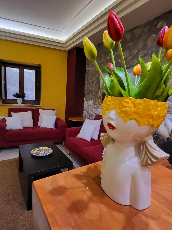 Hotel Federico II Castiglione De Sicilia Bagian luar foto